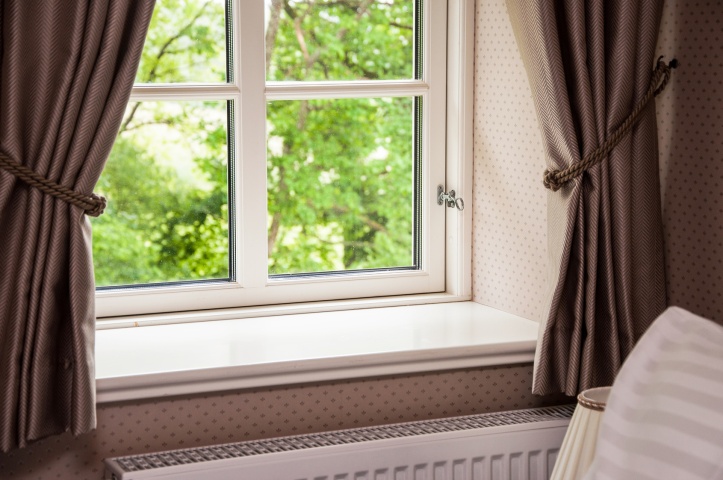 How to use curtains correctly for increased winter comfort 